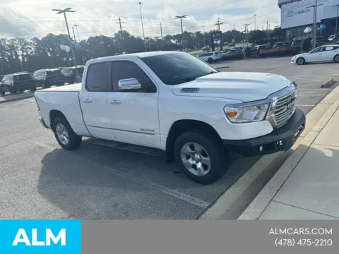 More photos of 2019 Ram 1500 Big Horn/Lone Star at ALM CDJR Macon, GA