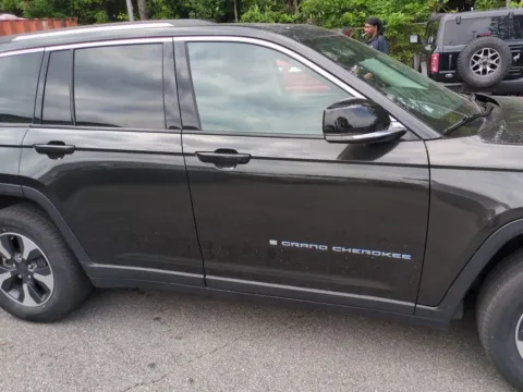 More photos of 2024 Jeep Grand Cherokee 4xe at ALM CDJR Macon, GA