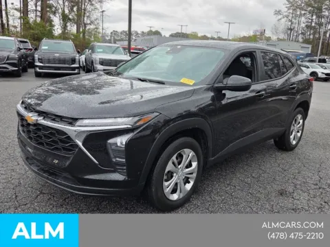 Another view of 2024 Chevrolet Trax LS for sale in Macon, GA at ALM CDJR Macon