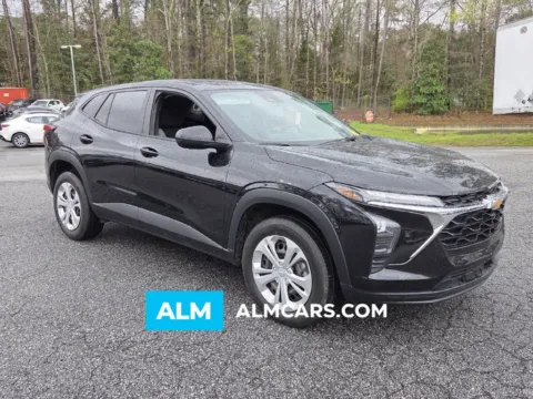Black 2024 Chevrolet Trax LS for sale in Macon, GA