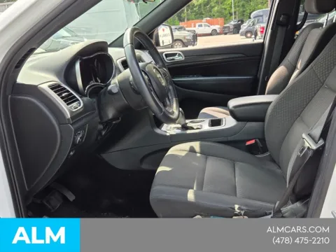 More photos of 2018 Jeep Grand Cherokee Laredo E at ALM CDJR Macon, GA
