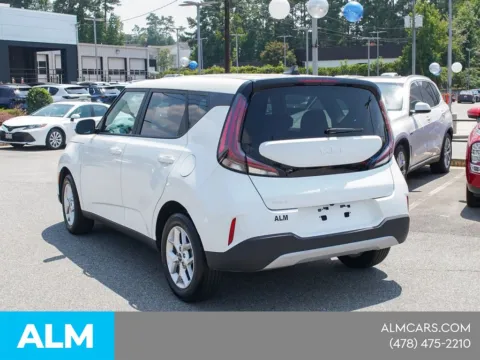 More photos of 2025 Kia Soul LX at ALM CDJR Macon, GA