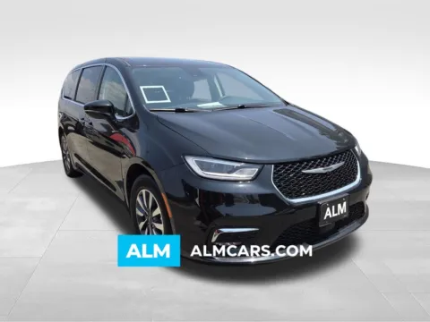 Black 2024 Chrysler Pacifica Hybrid Select for sale in Macon, GA