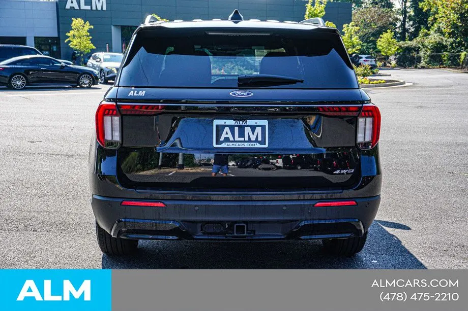 2025 Ford Explorer ST-LINE - Photo 9