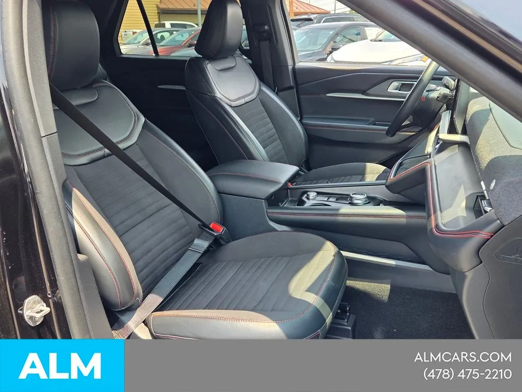 2025 Ford Explorer ST-LINE - Photo 18