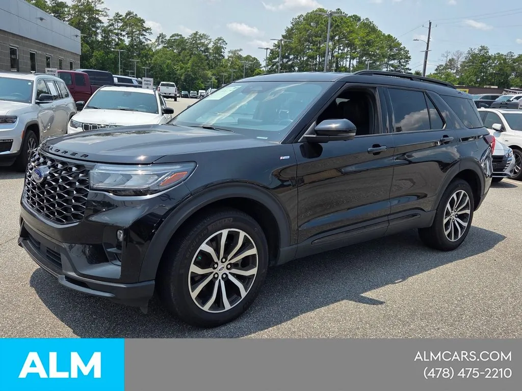 2025 Ford Explorer ST-LINE - Photo 3
