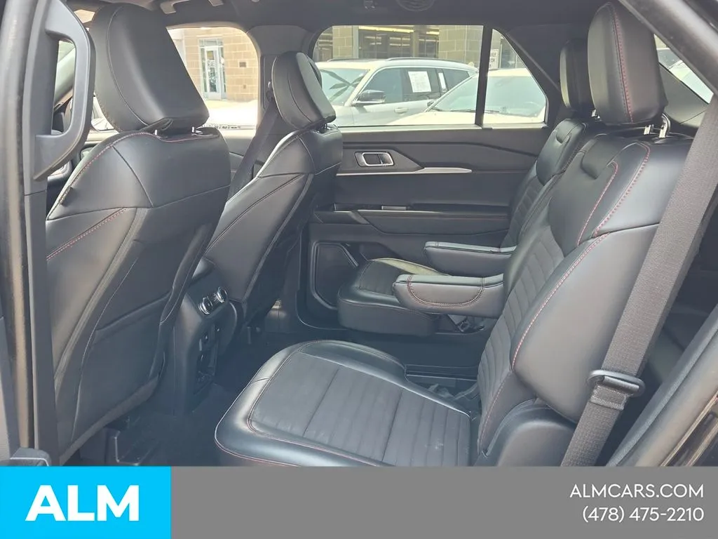 2025 Ford Explorer ST-LINE - Photo 6