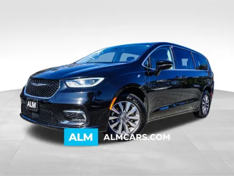 Black 2024 Chrysler Pacifica Hybrid Select for sale in Macon, GA