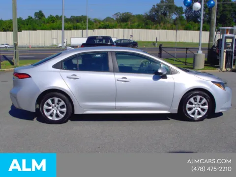 More photos of 2024 Toyota Corolla LE at ALM CDJR Macon, GA