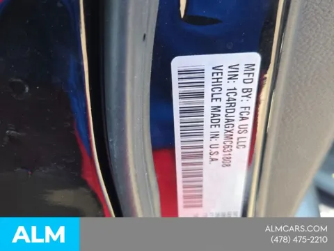 More photos of 2021 Dodge Durango SXT Plus at ALM CDJR Macon, GA