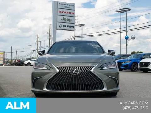 Another view of 2019 Lexus ES 350 Ultra Luxury for sale in Macon, GA at ALM CDJR Macon