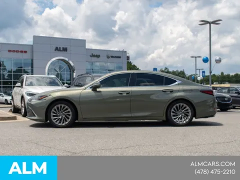 More photos of 2019 Lexus ES 350 Ultra Luxury at ALM CDJR Macon, GA