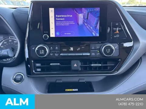 Another view of 2023 Toyota Highlander XLE for sale in Macon, GA at ALM CDJR Macon
