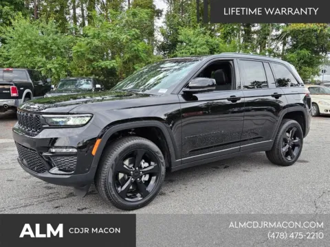 More photos of 2025 Jeep Grand Cherokee Limited at ALM CDJR Macon, GA