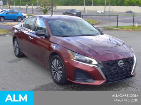 Another view of 2025 Nissan Altima 2.5 SV for sale in Macon, GA at ALM CDJR Macon