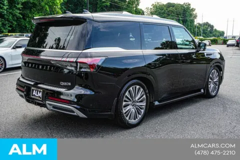 More photos of 2025 INFINITI QX80 LUXE at ALM CDJR Macon, GA