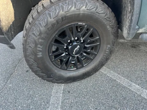 Another view of 2026 Chevrolet Silverado 2500 HD ZR2 for sale in Macon, GA at ALM CDJR Macon
