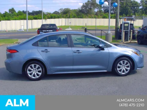 More photos of 2023 Toyota Corolla LE at ALM CDJR Macon, GA