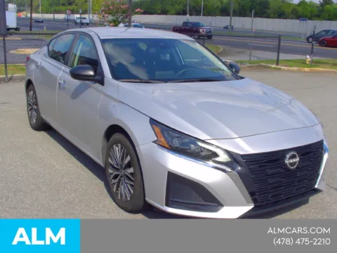 Another view of 2025 Nissan Altima 2.5 SV for sale in Macon, GA at ALM CDJR Macon