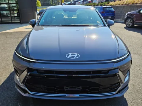Photos of 2025 Hyundai Sonata Hybrid SEL for sale in Macon, GA at ALM Hyundai Macon