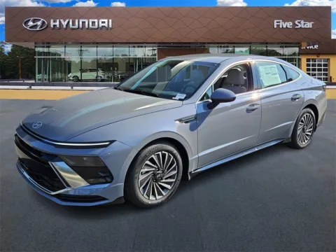 Another view of 2025 Hyundai Sonata Hybrid SEL for sale in Macon, GA at ALM Hyundai Macon
