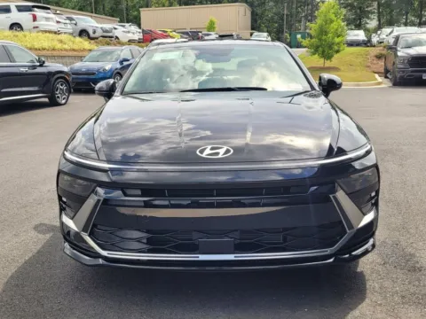 Photos of 2025 Hyundai Sonata SEL Convenience for sale in Macon, GA at ALM Hyundai Macon