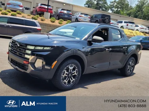 More photos of 2025 Hyundai Santa Cruz XRT at ALM Hyundai Macon, GA