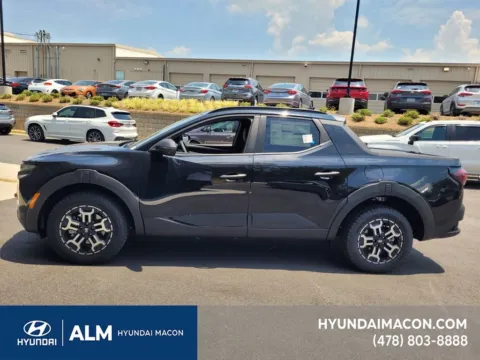 More photos of 2025 Hyundai Santa Cruz XRT at ALM Hyundai Macon, GA