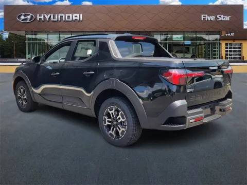 More photos of 2025 Hyundai Santa Cruz XRT at ALM Hyundai Macon, GA