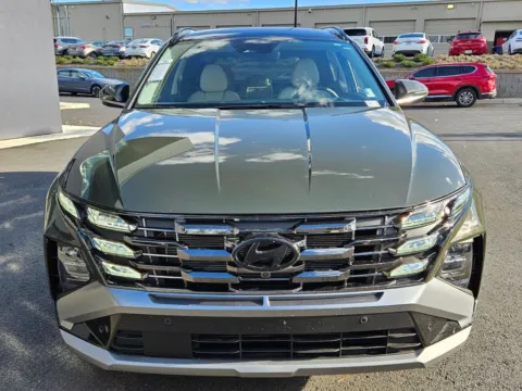 Photos of 2025 Hyundai Tucson Limited for sale in Macon, GA at ALM Hyundai Macon