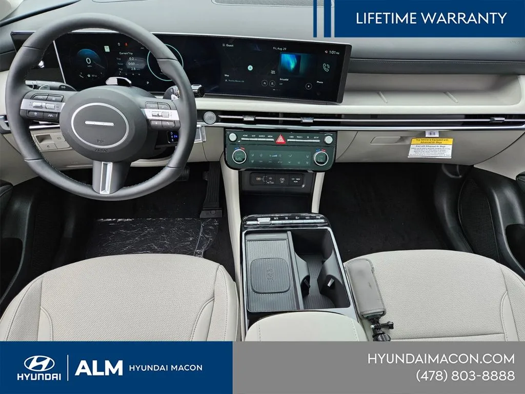 2025 Hyundai Tucson Limited - Photo 11