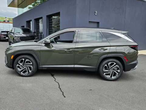 More photos of 2025 Hyundai Tucson Limited at ALM Hyundai Macon, GA