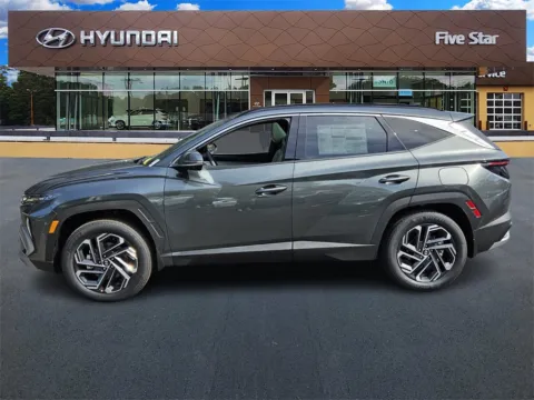 More photos of 2025 Hyundai Tucson Hybrid Limited at ALM Hyundai Macon, GA