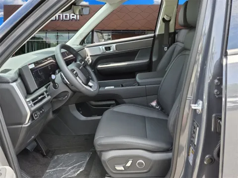 More photos of 2025 Hyundai Santa Fe Hybrid SEL at ALM Hyundai Macon, GA