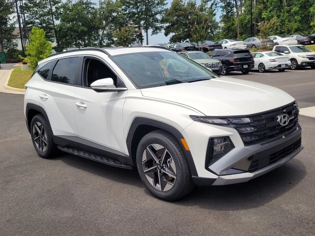 White 2025 Hyundai Tucson SEL Convenience for sale in Macon, GA
