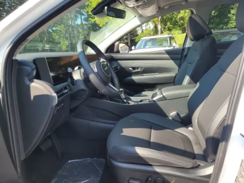 More photos of 2025 Hyundai Tucson SEL Convenience at ALM Hyundai Macon, GA