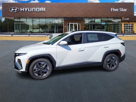 More photos of 2025 Hyundai Tucson SEL Convenience at ALM Hyundai Macon, GA
