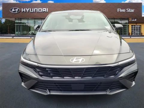 Photos of 2025 Hyundai Elantra Hybrid Limited for sale in Macon, GA at ALM Hyundai Macon