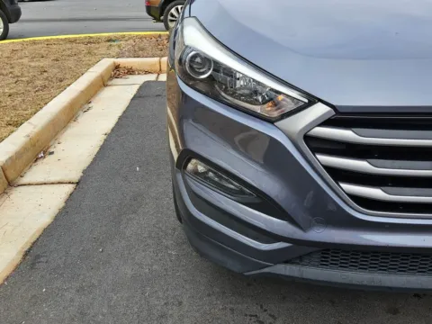 More photos of 2017 Hyundai Tucson SE at ALM Hyundai Macon, GA