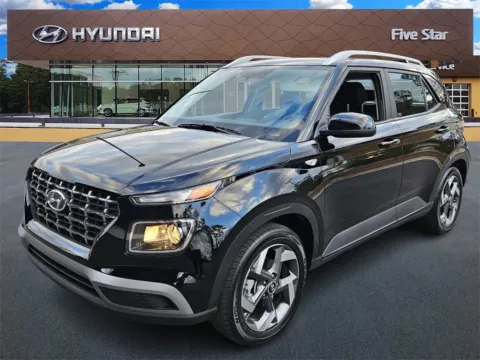 Another view of 2025 Hyundai Venue SEL for sale in Macon, GA at ALM Hyundai Macon