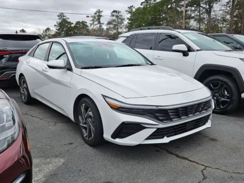 White 2025 Hyundai Elantra SEL Convenience for sale in Macon, GA