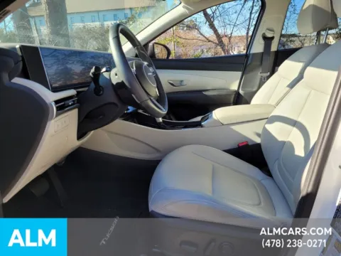 More photos of 2025 Hyundai Tucson SEL Convenience at ALM Hyundai Macon, GA