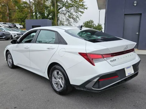 More photos of 2025 Hyundai Elantra SE at ALM Hyundai Macon, GA
