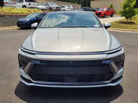 Photos of 2025 Hyundai Sonata Hybrid Limited for sale in Macon, GA at ALM Hyundai Macon