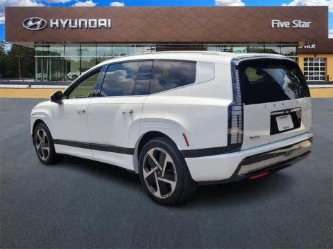 More photos of 2026 Hyundai IONIQ 9 Performance Calligraphy at ALM Hyundai Macon, GA