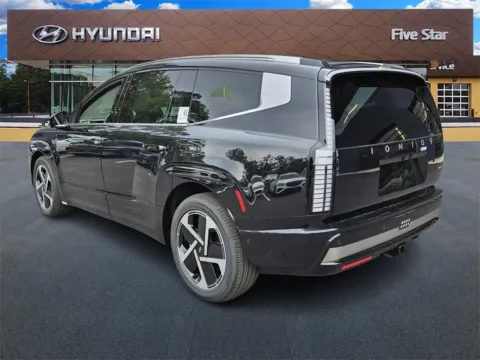 More photos of 2026 Hyundai IONIQ 9 Performance Calligraphy at ALM Hyundai Macon, GA