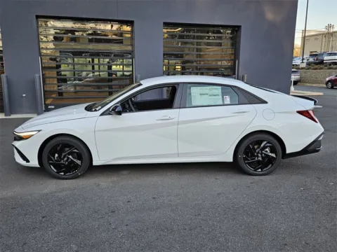 More photos of 2026 Hyundai Elantra SEL Sport at ALM Hyundai Macon, GA