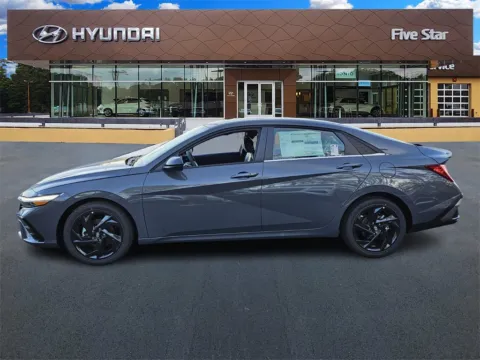 More photos of 2026 Hyundai Elantra SEL Sport at ALM Hyundai Macon, GA