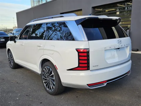 More photos of 2026 Hyundai Palisade Hybrid Calligraphy at ALM Hyundai Macon, GA