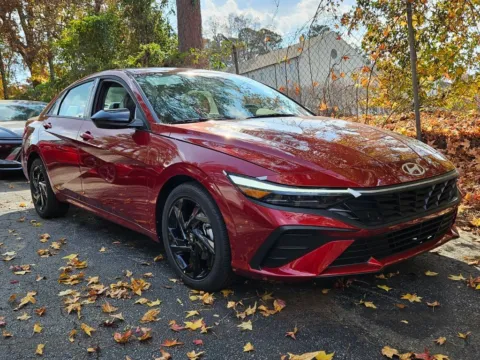 Red 2026 Hyundai Elantra SEL Sport for sale in Macon, GA